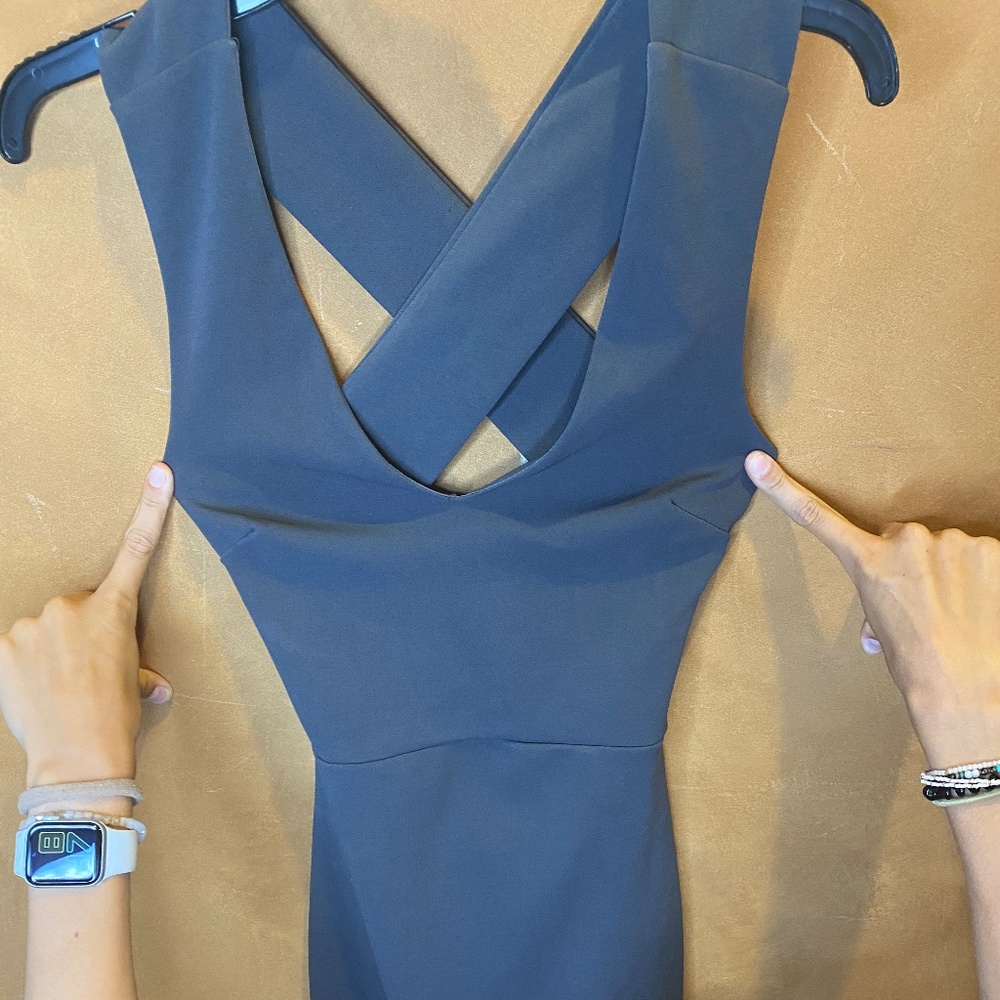 Soprano Heather Grey V-Neck Cross Back Dress XS